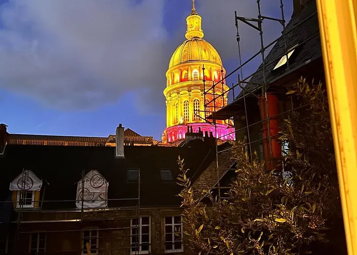 Vue Cathedrale - Au Coeur De La Vieille - Place De Parking Prive