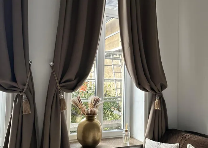 Appartement Vue Cathédrale - Au Cœur De La Vieille *