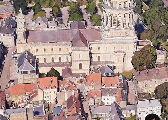 Vue Cathédrale - Au Cœur De La Vieille